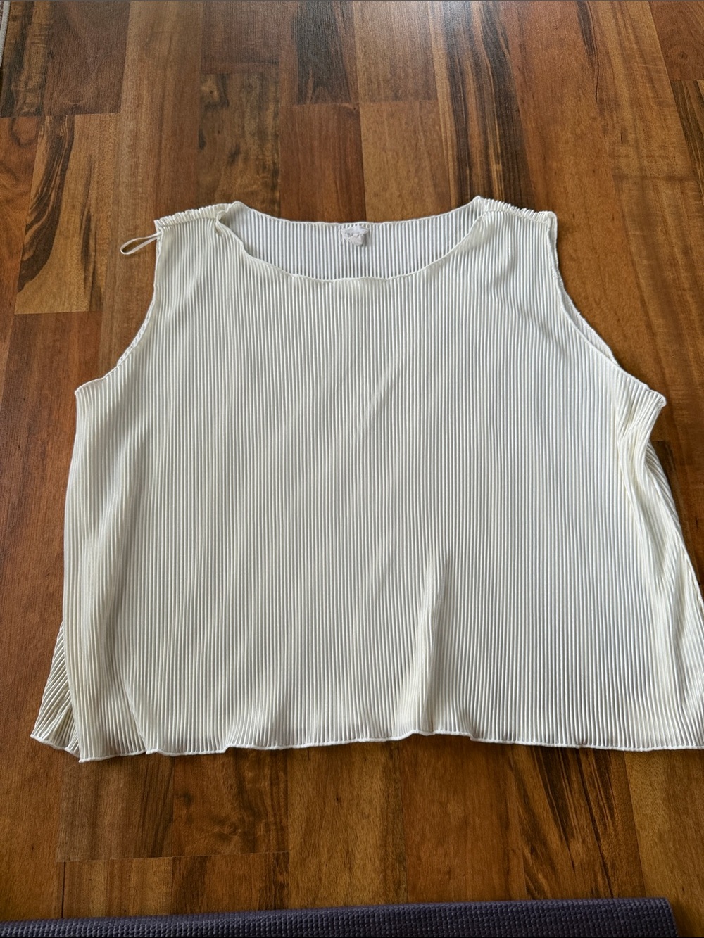 1.4.3. Story by Line Up Pleated Sleeveless Tank - Off-White